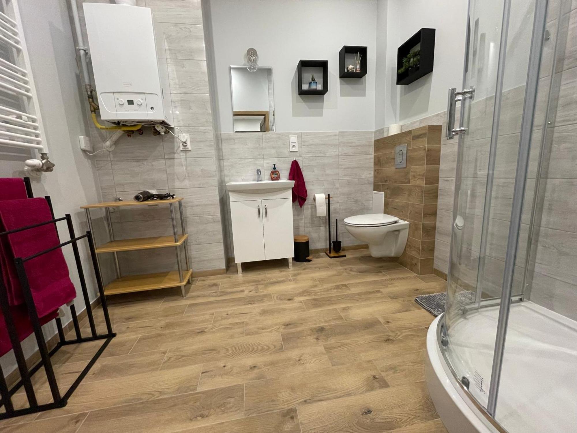 Apartamenty Przy Starym Miescie 쳉스토호바 외부 사진